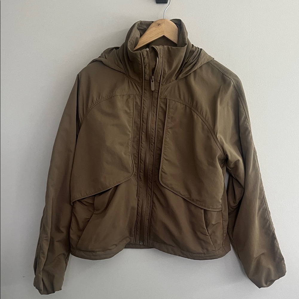 lululemon athletica Always Effortless Jacket Size 6 - Frontier